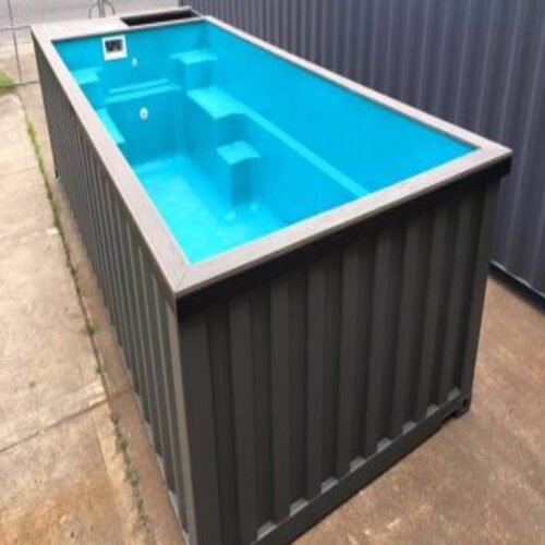 Piscine en fibre de verre personnalisée