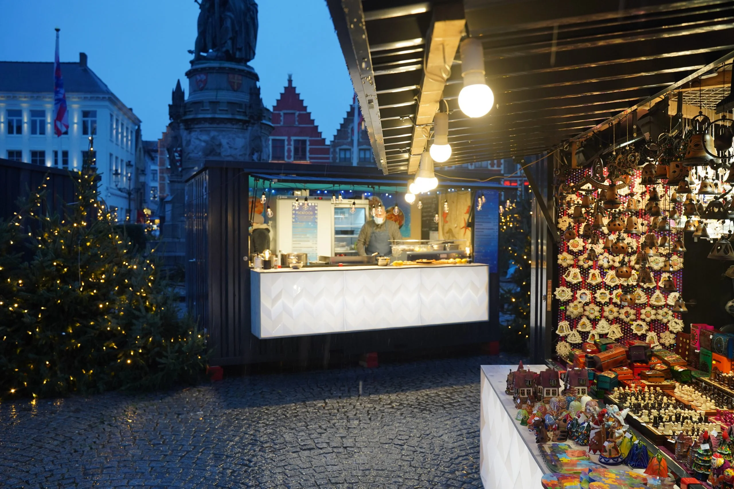 Conteneur Bar Démontable 6×2m XL Bleu RAL5015 – Image 5