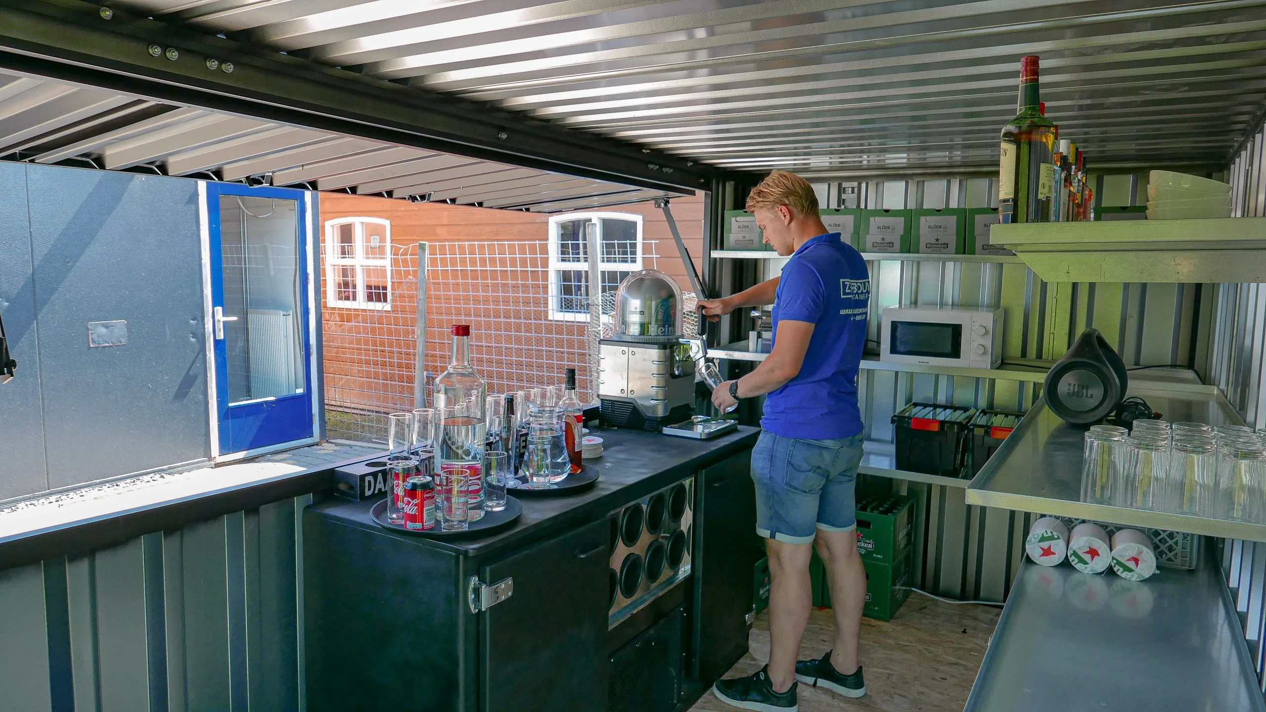 Conteneur Bar Démontable 4×4m XL Vert RAL6005 – Image 4